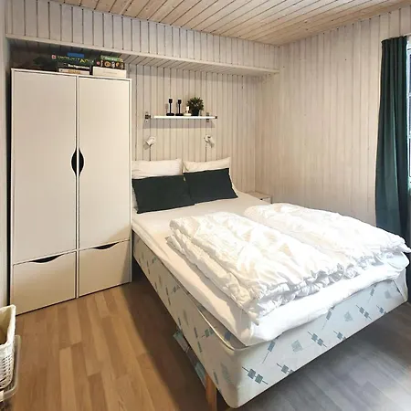 3 Bedroom Cozy In * Нексё